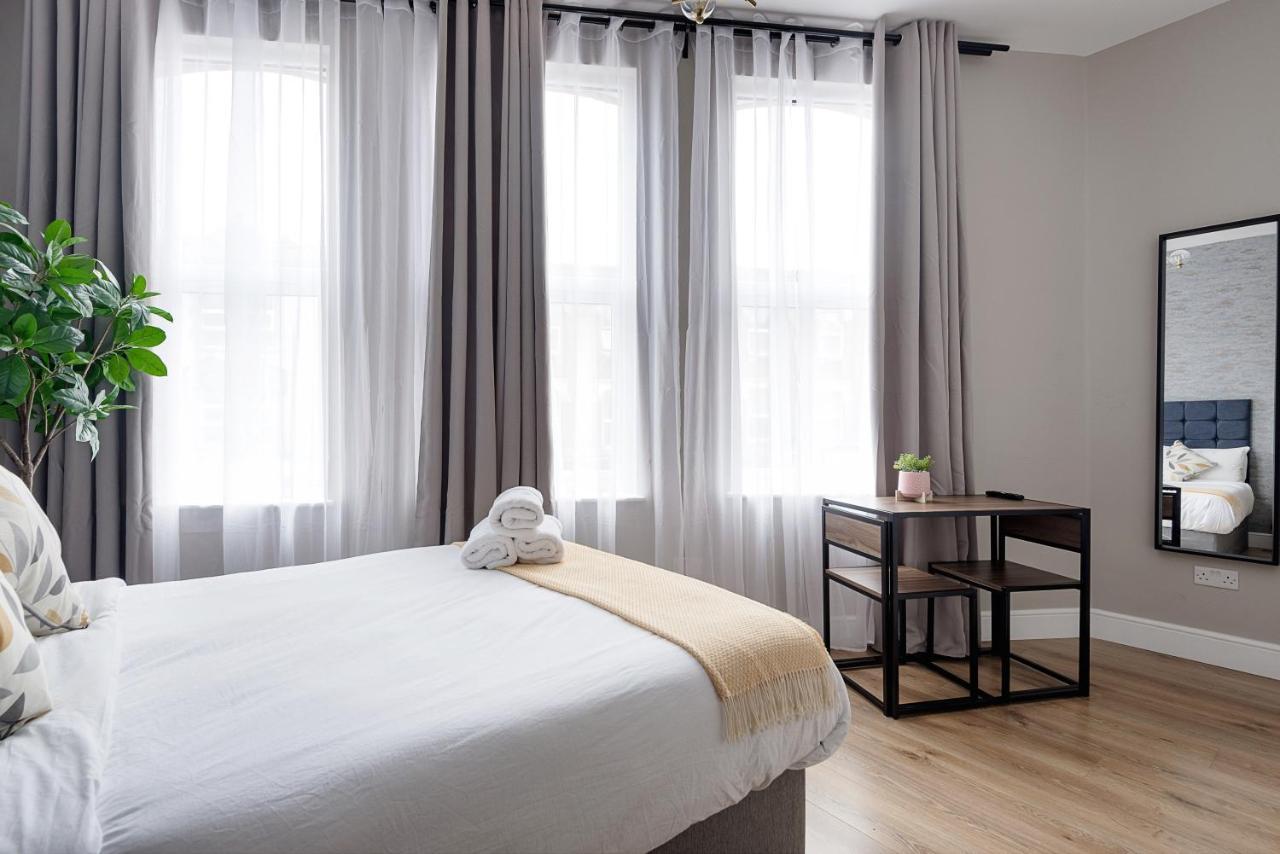 Modern Studio Apartments London Exterior photo