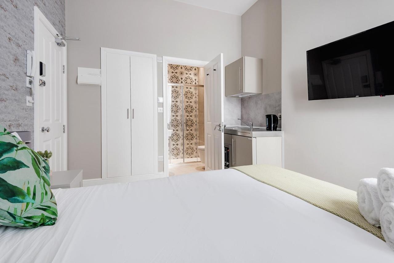 Modern Studio Apartments London Exterior photo